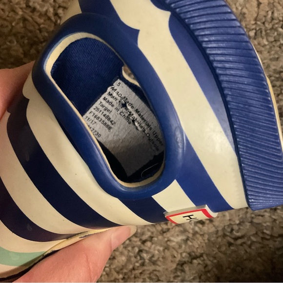 Target Hunter Striped Rain Boots 5 - Picture 7 of 9